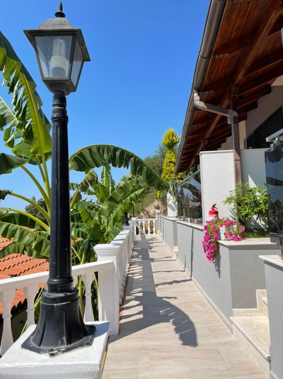 Hotel Ramosaco, Radhime, Vlore Dış mekan fotoğraf