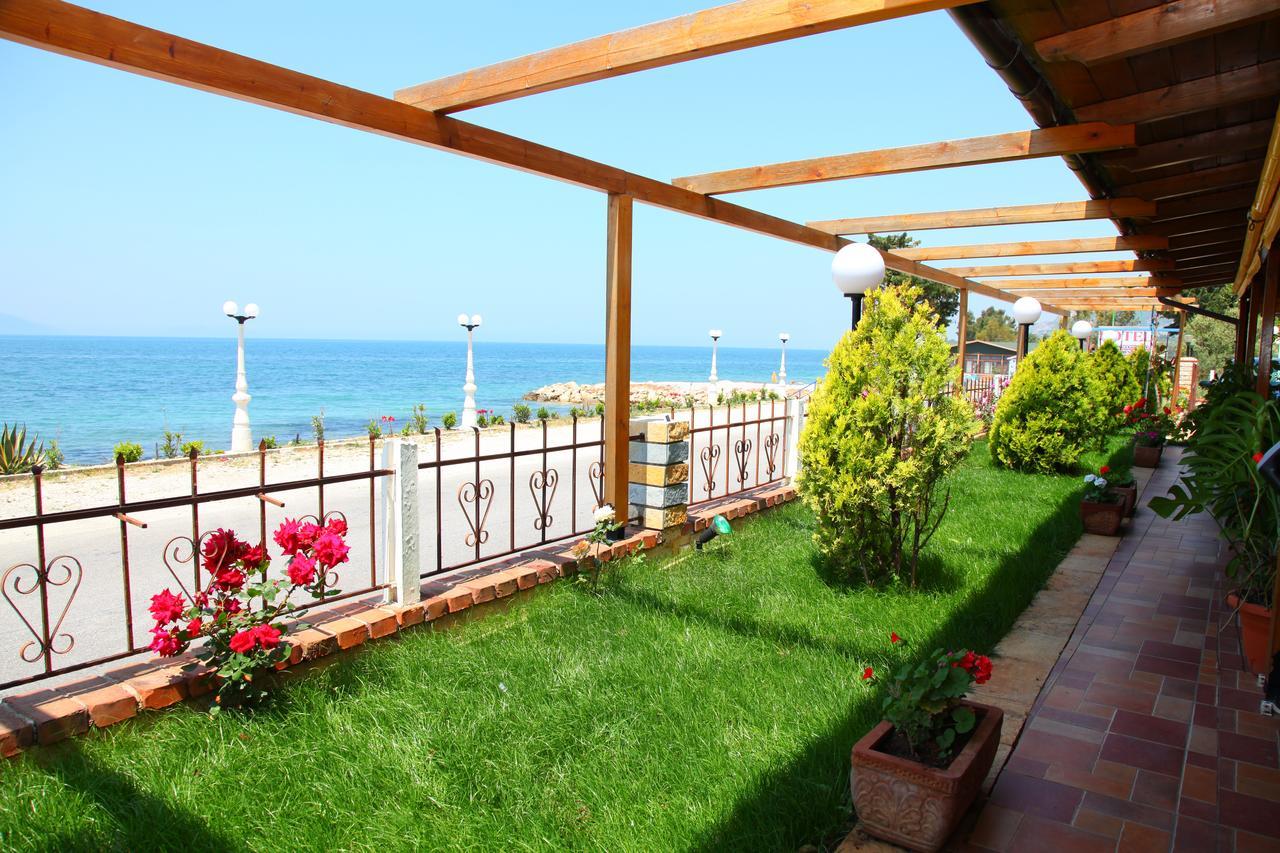 Hotel Ramosaco, Radhime, Vlore Dış mekan fotoğraf