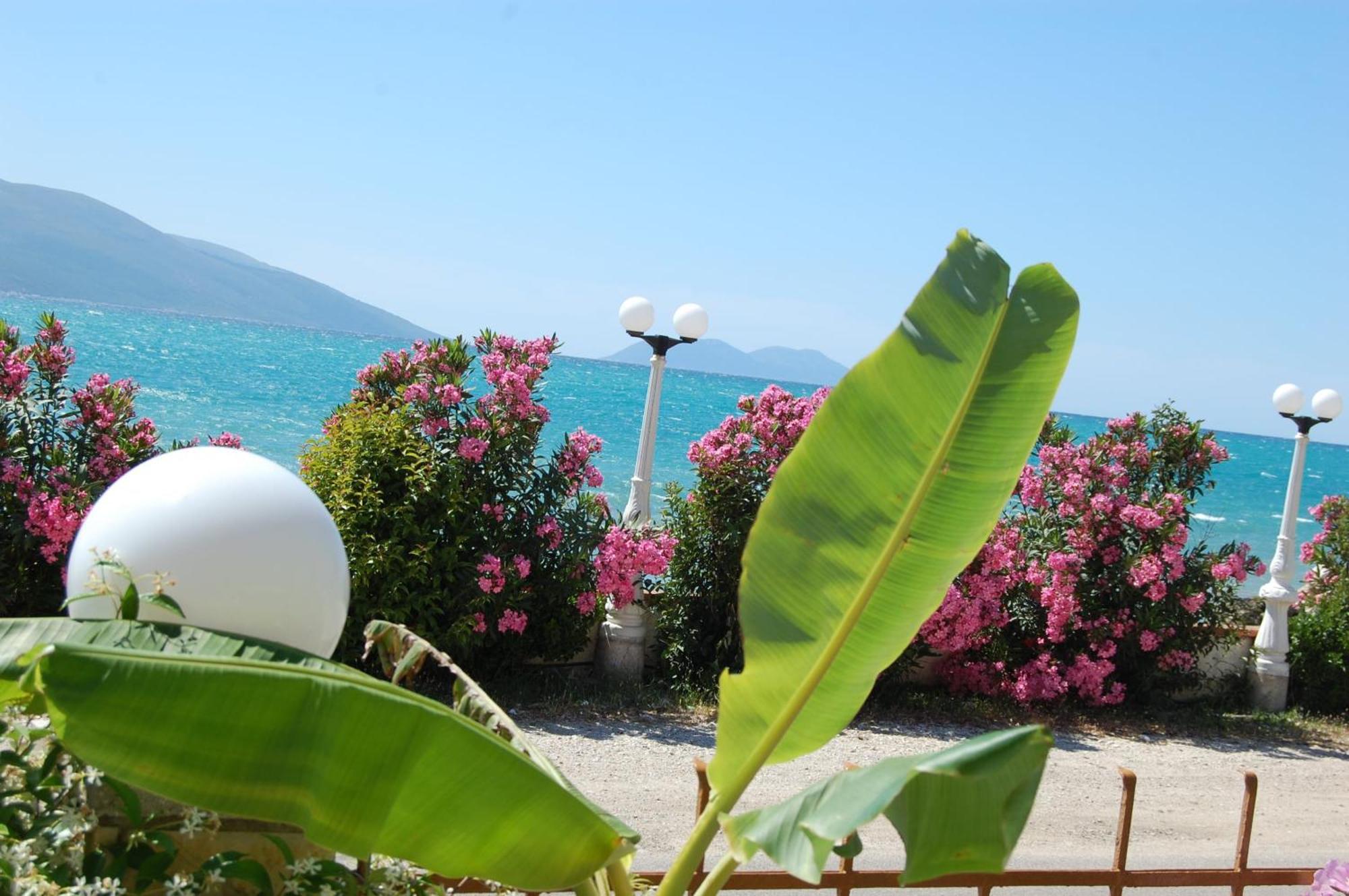 Hotel Ramosaco, Radhime, Vlore Dış mekan fotoğraf
